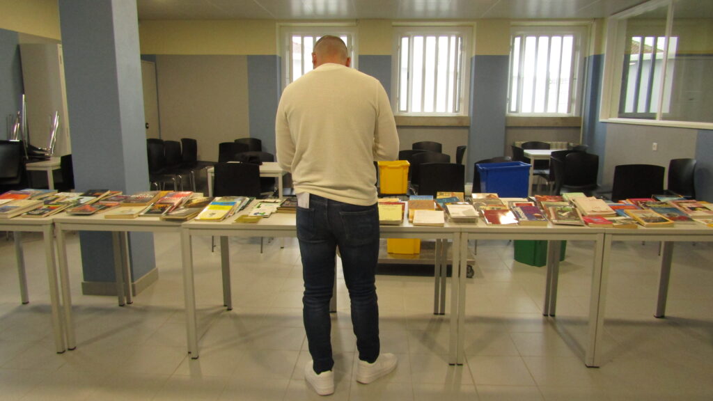  Quanto vale um livro quando o corpo está preso, mas a mente quer ser livre? - Jornal do Centro
