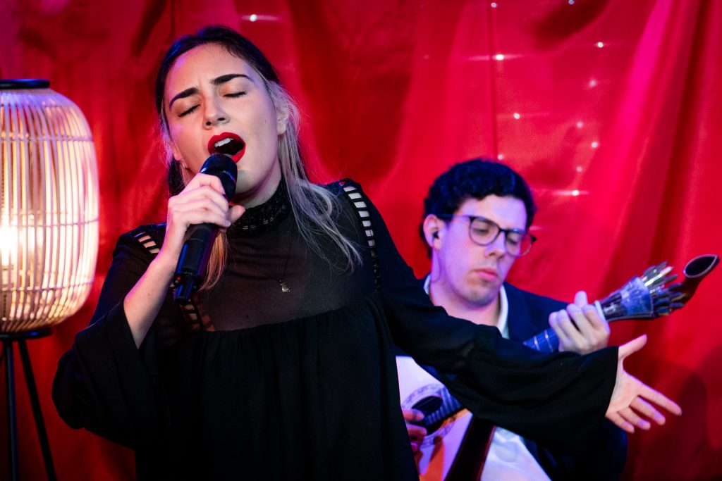  Mara Pedro e Sílvia Mitev juntas em noite de Fado - Jornal do Centro