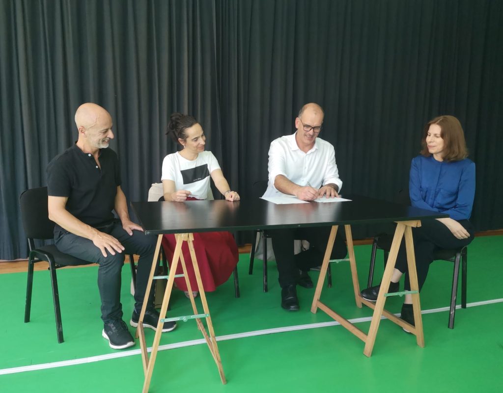  Protocolo estabelece ponte entre os vários níveis de ensino da dança em Viseu - Jornal do Centro