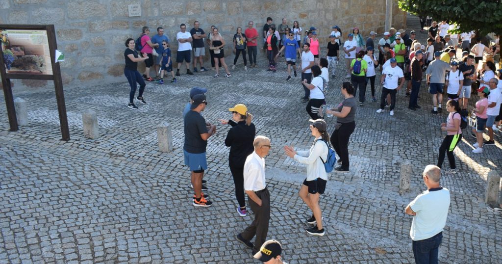  Esmolfe com almoço convívio para dar as boas-vindas aos emigrantes - Jornal do Centro