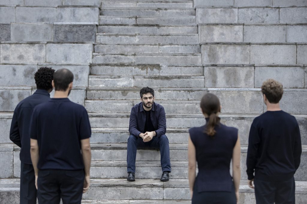  Mickaël de Oliveira abre novembro no Teatro Viriato - Jornal do Centro