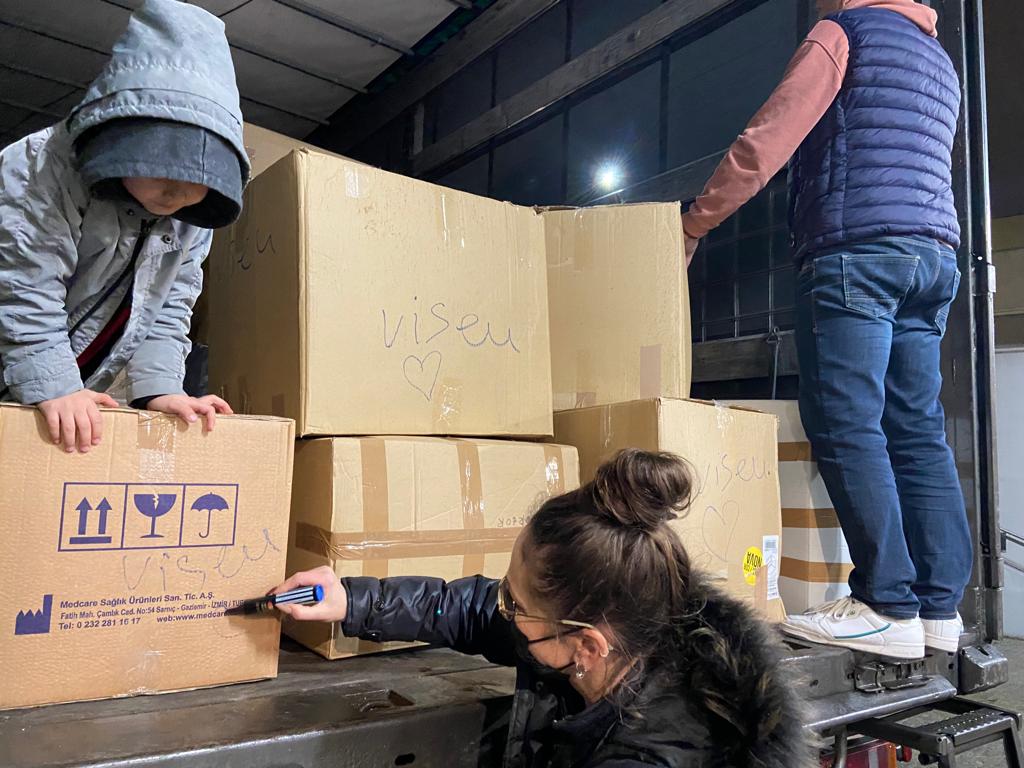  Ucrânia: voluntários precisam-se em Viseu para separar bens - Jornal do Centro