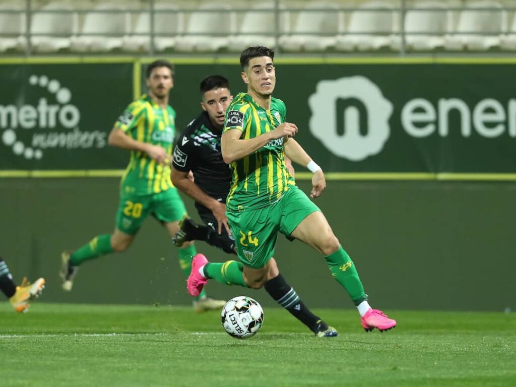  FIFA “castiga” CD Tondela por causa de Khacef - Jornal do Centro