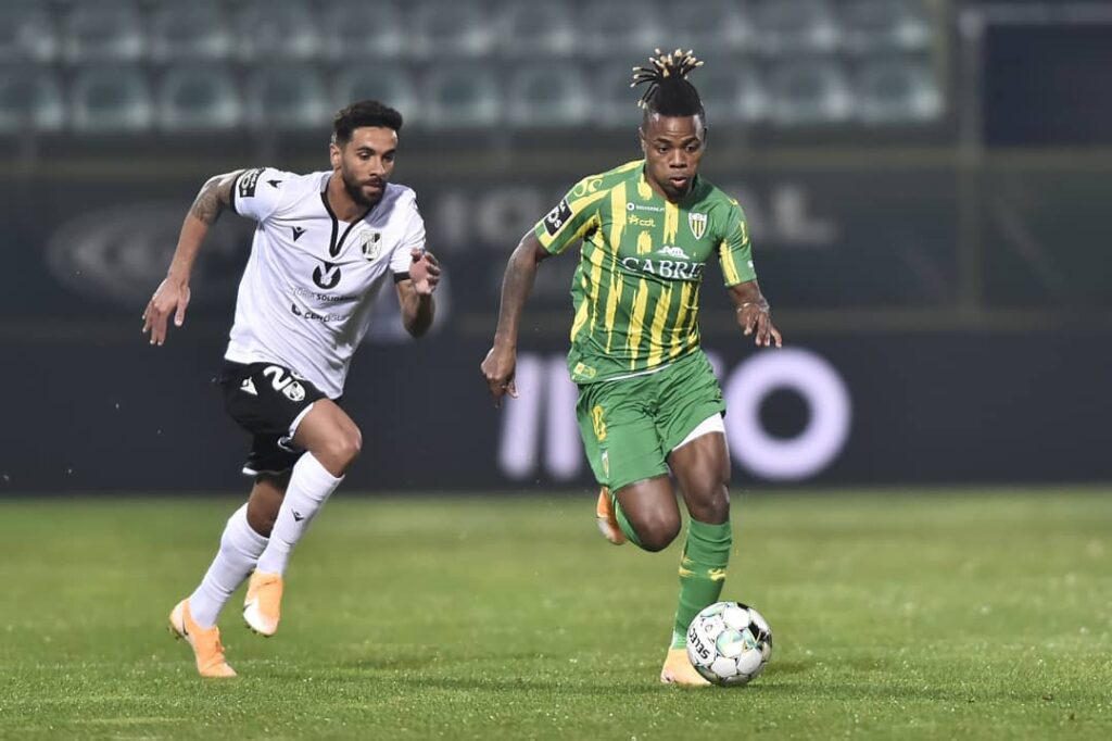  CD Tondela venceu o Guimarães e conquistou primeira vitória fora - Jornal do Centro