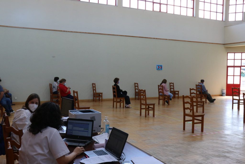  Metade da população de Mortágua já tomou a vacina contra a Covid-19 - Jornal do Centro