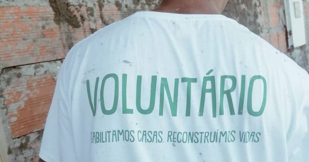  Tondela recebe voluntários que vão requalificar casas - Jornal do Centro