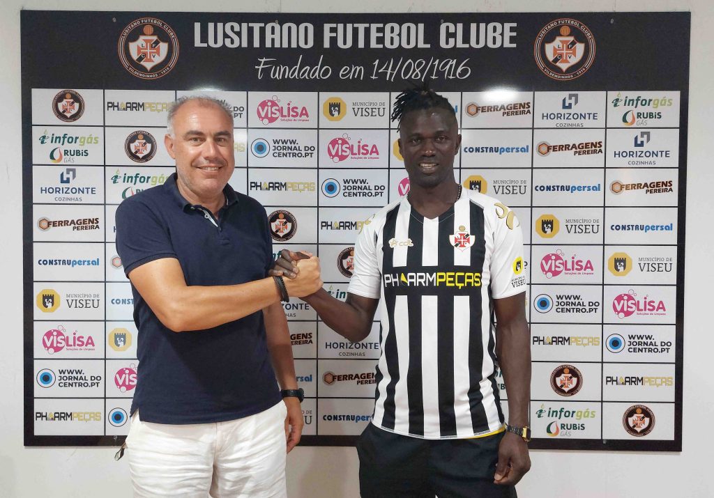  Lusitano reforça-se com jogador vindo do Celoricense - Jornal do Centro