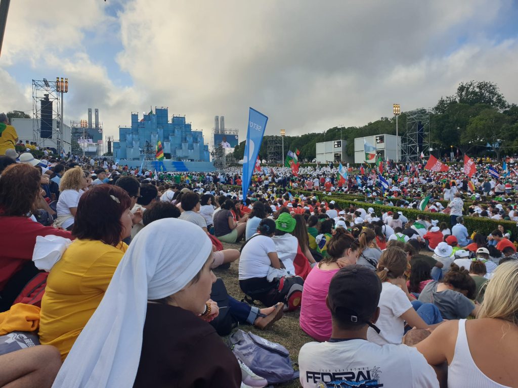  Diocese de Viseu reúne jovens que estiveram na Jornada Mundial da Juventude - Jornal do Centro