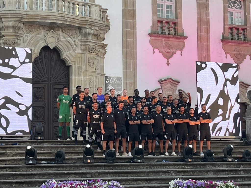  Primeiro jogo do Académico de Viseu na II Liga vai ser solidário - Jornal do Centro