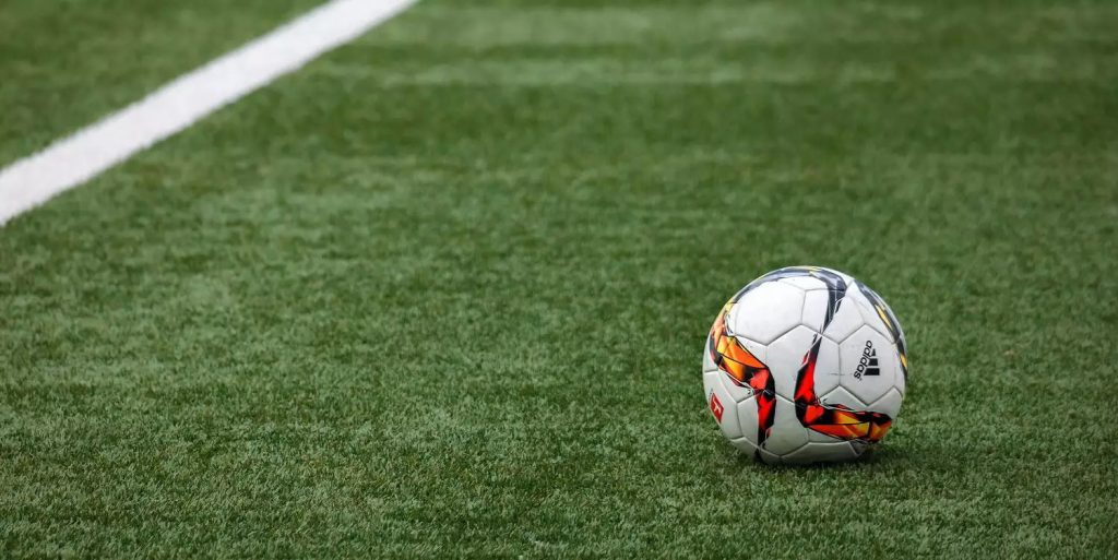  Mortágua vence na estreia do Campeonato de Portugal. Treinador destaca plantel ‘de muita valia’ - Jornal do Centro