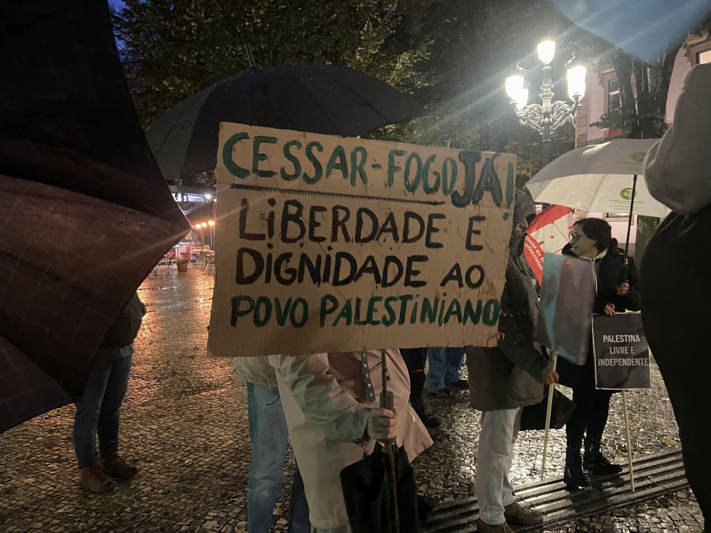 Em Viseu, pediu-se o cessar-fogo imediato em Gaza - Jornal do Centro
