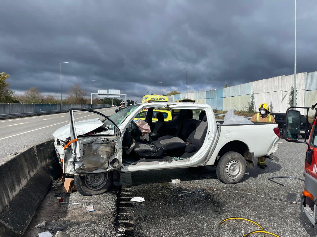  Acidente grave na A25, em Mangualde - Jornal do Centro