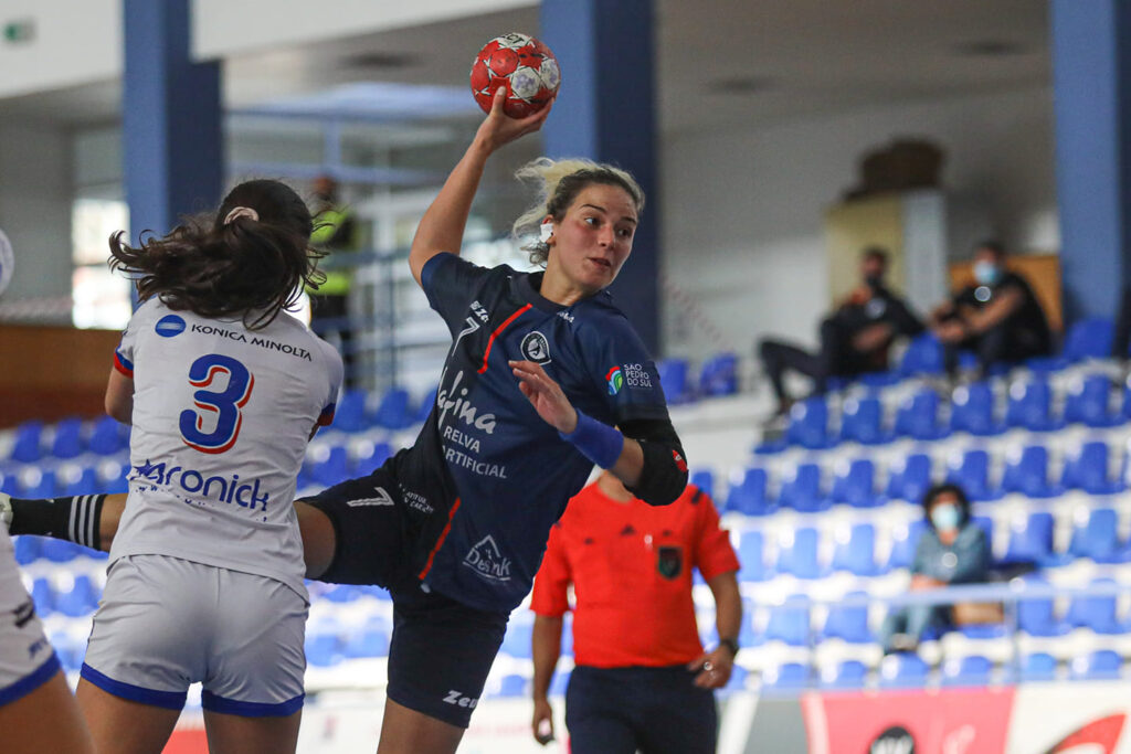  Andebol feminino: Academia de S. Pedro do Sul vai “lutar com todas as forças” pela vitória - Jornal do Centro