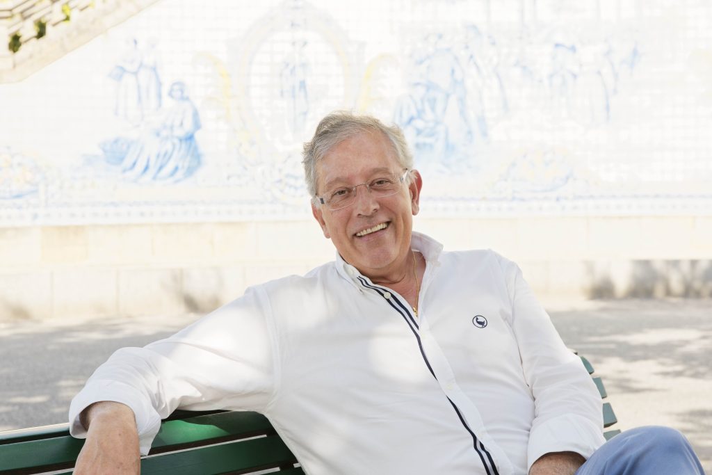  Prémio que homenageia Almeida Henriques com candidaturas abertas até segunda-feira - Jornal do Centro