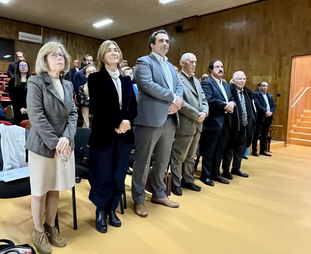  Piaget homenageia António de Almeida Santos, ‘‘um homem grande’’