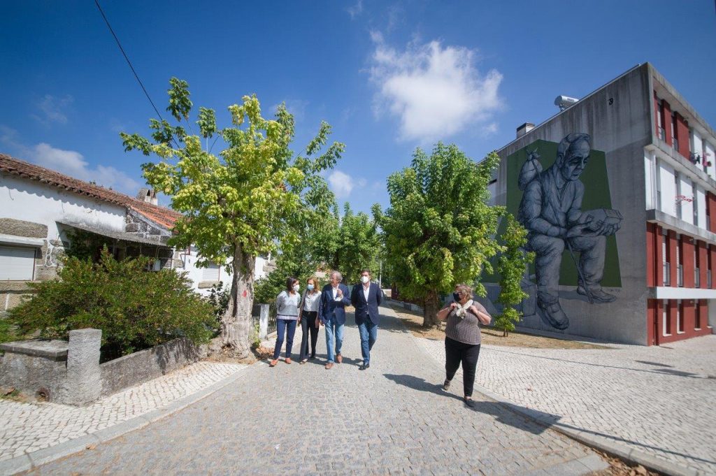  Quarenta casas do Bairro da Cadeia vão ser reconstruídas - Jornal do Centro