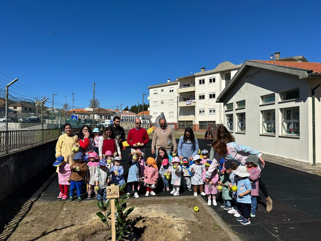  Misericórdia de Tabuaço recebe apoio para manter creche aberta - Jornal do Centro