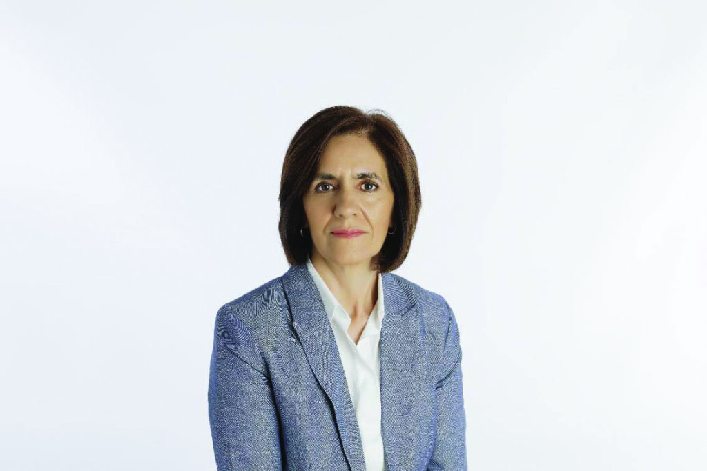  Óbito/Almeida Henriques: Conceição Azevedo lamenta a “perda de um grande amigo” - Jornal do Centro