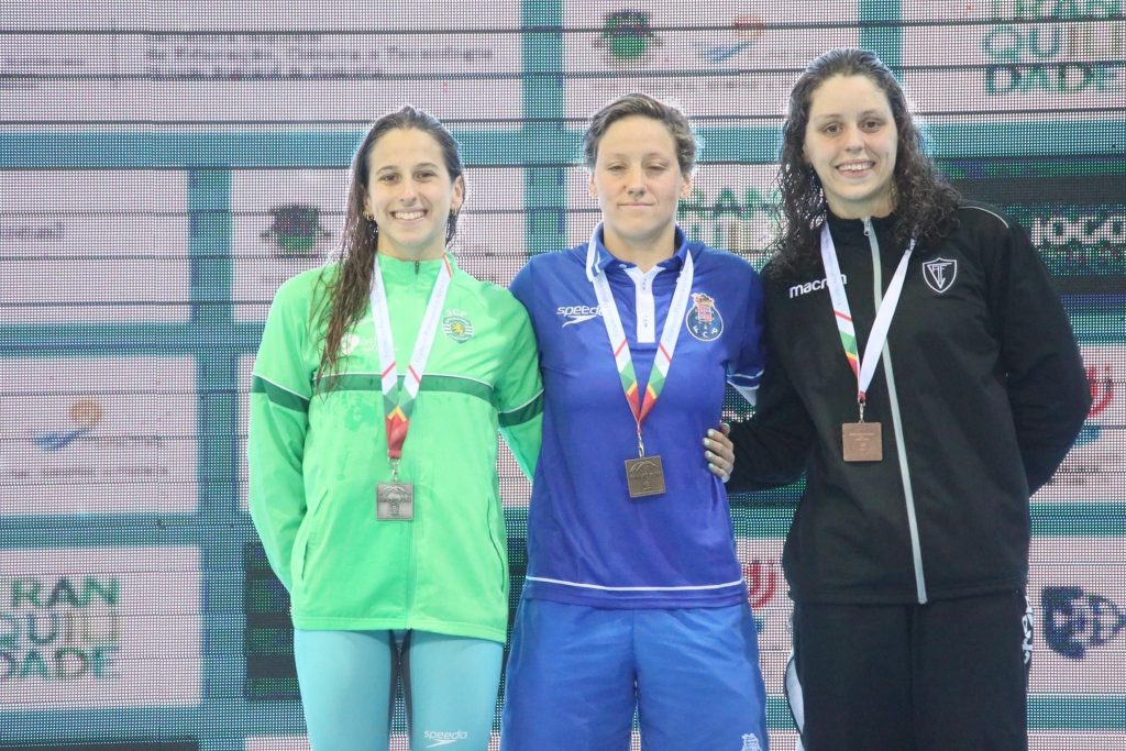  Natação/Académico de Viseu: Joana Cardeal conquista bronze no Funchal - Jornal do Centro