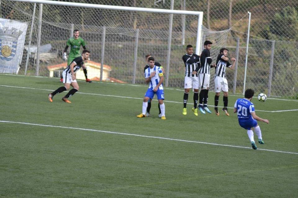  Resende e Penalva medem forças na primeira jornada da fase de campeão da Divisão de Honra - Jornal do Centro