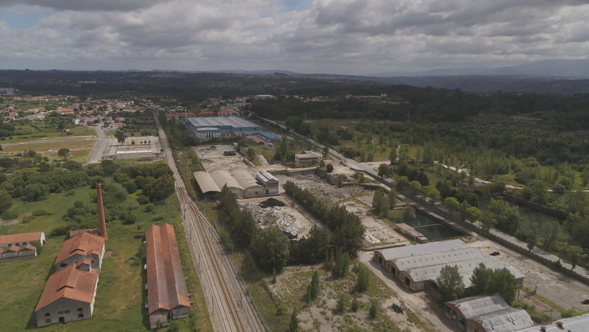  Solo da antiga Companhia dos Fornos Elétricos por descontaminar - Jornal do Centro