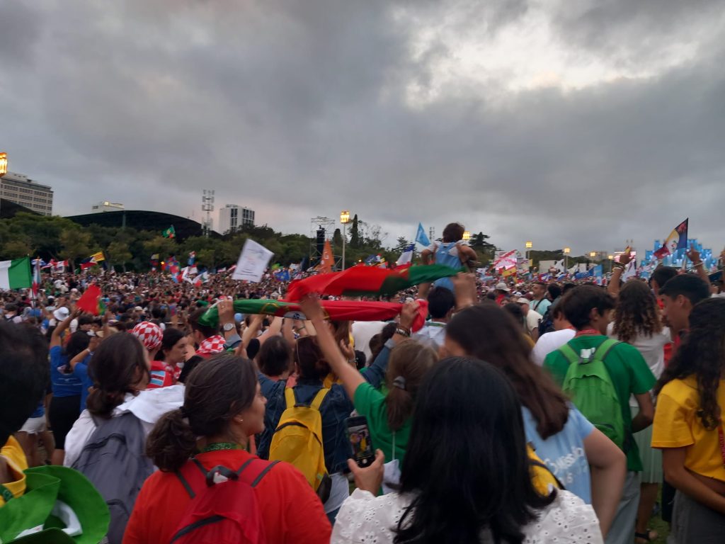  O grito de fé, a crónica de uma semana em Lisboa - Jornal do Centro