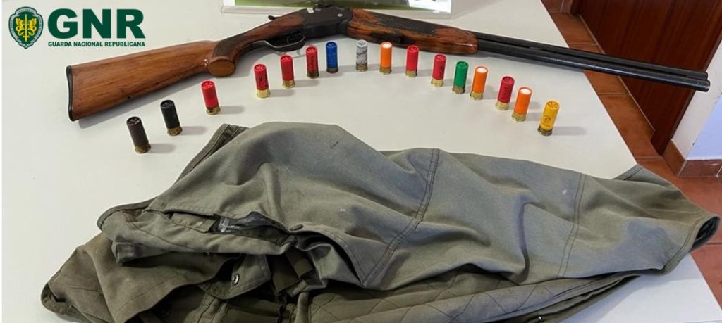  Caçador detido pela GNR em Armamar - Jornal do Centro