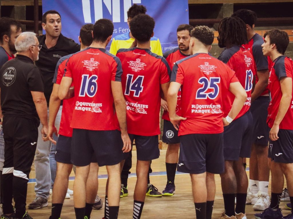  Andebol: Por um se ganha, por um se perde. Academia e Lamego com resultados diferentes - Jornal do Centro