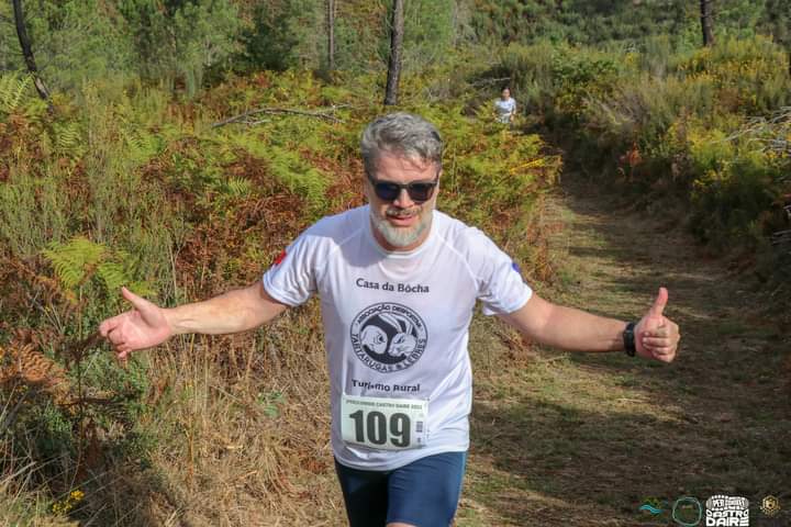  Um viseense vai correr o deserto do Saara com a bandeira de Viseu na mochila - Jornal do Centro