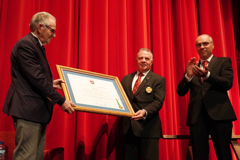  Liga dos Combatentes recebe Medalha de Ouro da Cidade de Lamego