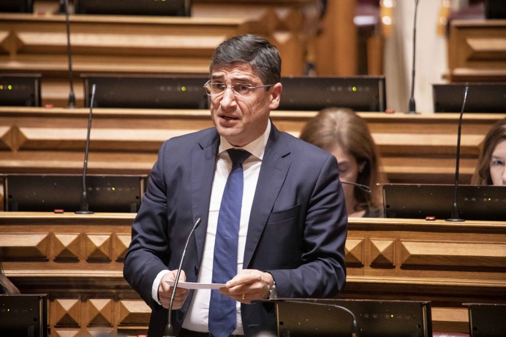  Deputados do PSD prometem “acabar” autoestrada entre Viseu e Coimbra - Jornal do Centro