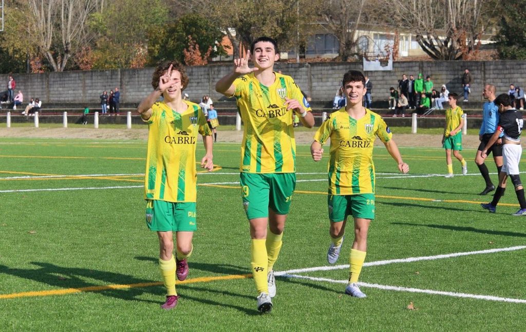  Juvenis/1ªDivisão: Tondela conhece adversários na luta pela manutenção - Jornal do Centro