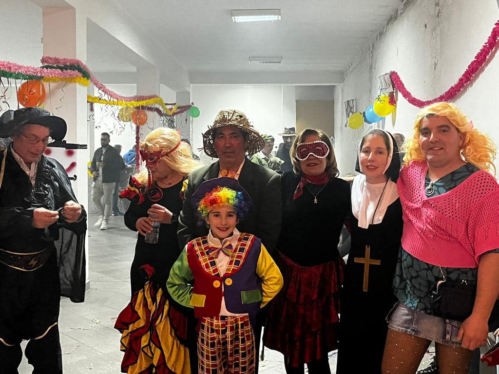  Viseu: Freguesia de Mundão recebe baile de Carnaval - Jornal do Centro