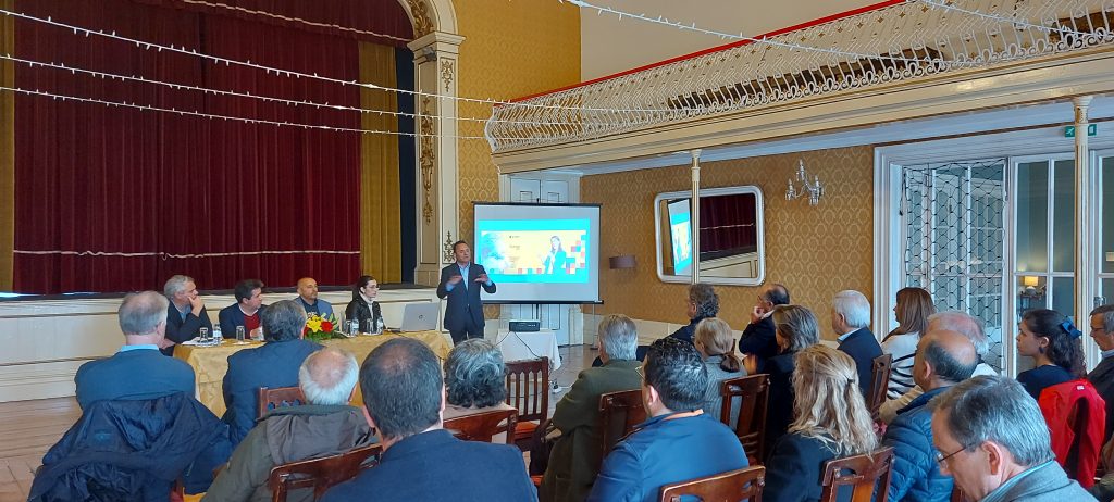  Especialistas debatem formas como atrair pessoas e criar emprego em Viseu
