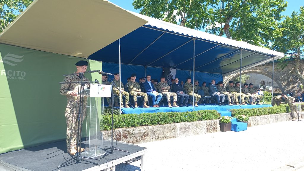  Duzentos militares saem de Viseu para a Roménia no próximo domingo - Jornal do Centro