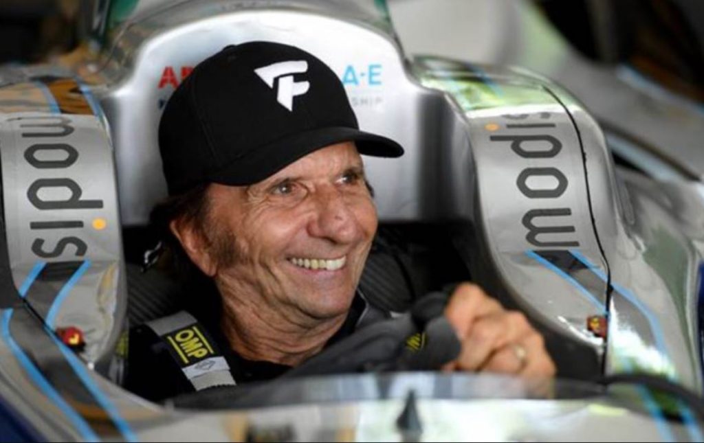  Bicampeão mundial de Fórmula 1 Emerson Fittipaldi no Caramulo Motorfestival - Jornal do Centro