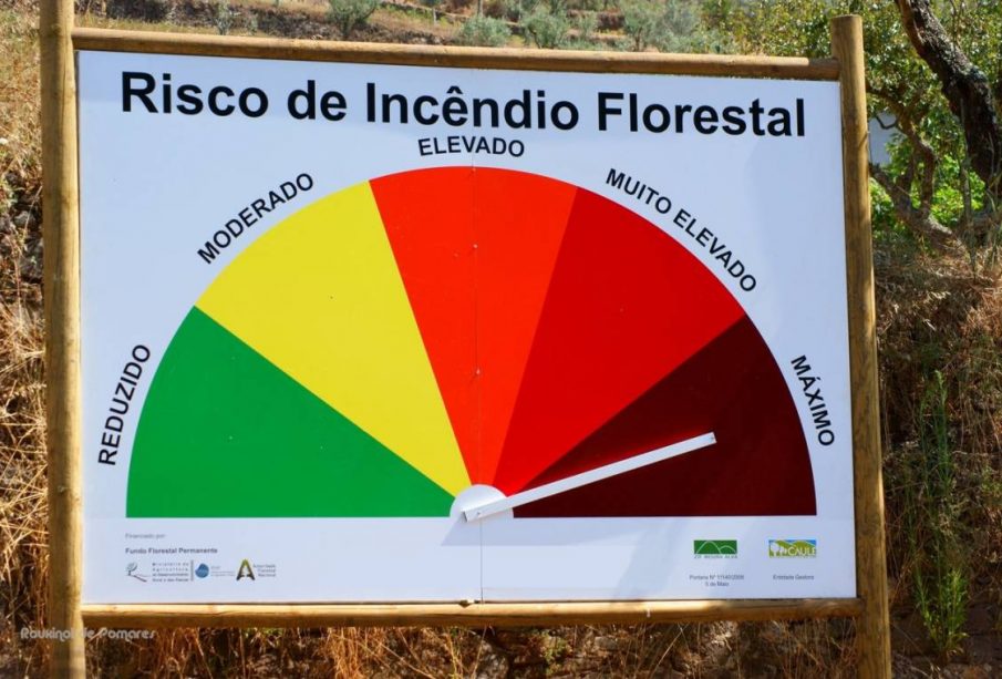  Incêndios: Distrito de Viseu continua com risco máximo. Temperaturas chegam aos 30 graus - Jornal do Centro