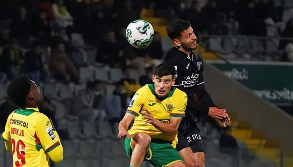  Académico de Viseu perde em Paços de Ferreira e ocupa lugar de play-off de despromoção
