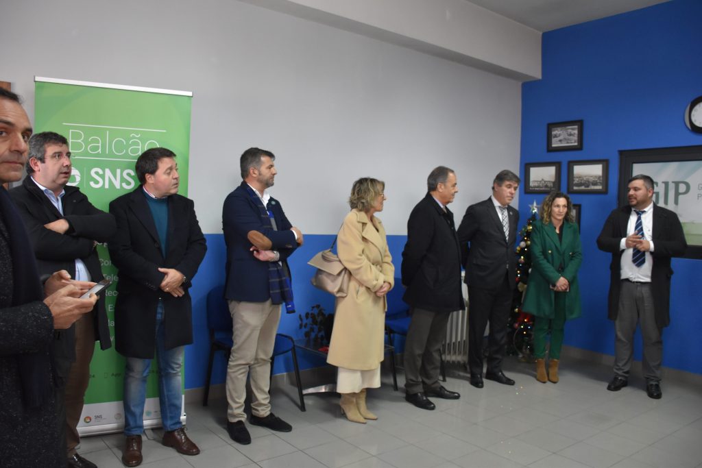  Moimenta da Beira inaugura balcões SNS 24 - Jornal do Centro
