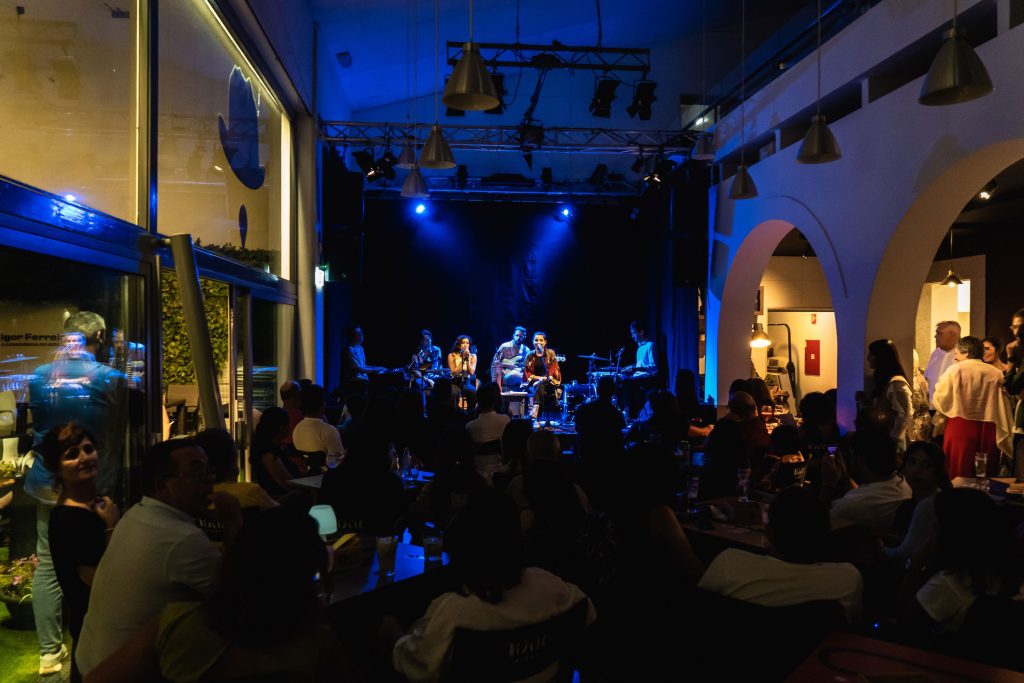  Estreias de teatro e residências artísticas marcam programação da ACERT - Jornal do Centro