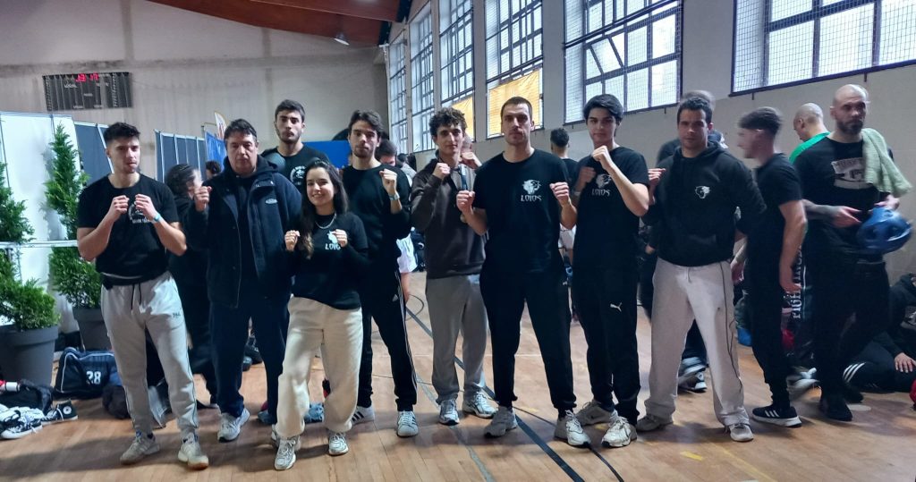  Loios Team consegue quatro ouros e duas pratas no Campeonato Kick Boxing Centro - Jornal do Centro