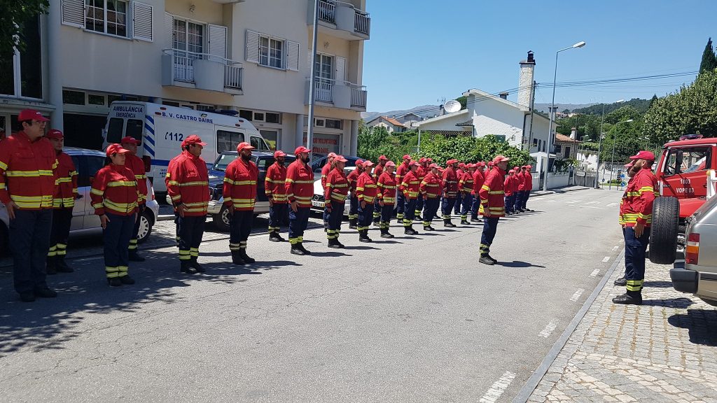  Após 10 anos, a Secção de Parada de Ester dos Bombeiros de Castro Daire está de regresso - Jornal do Centro