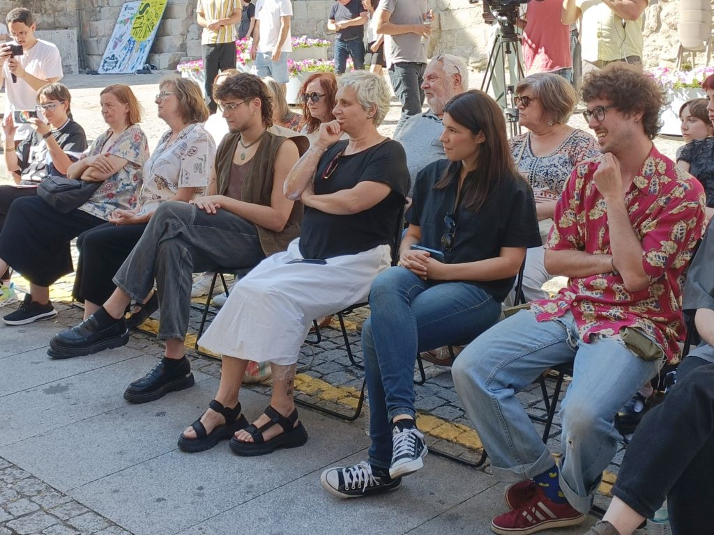  Mariana Mortágua diz em Viseu que governo tem visão “preguiçosa” para o país e para o interior - Jornal do Centro