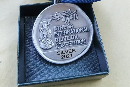  Azeite produzido em Penedono repete medalha de prata em concurso internacional - Jornal do Centro