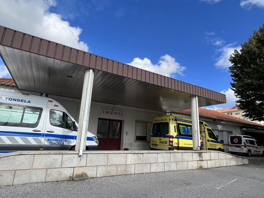  Liga de Amigos do Hospital de Viseu entrega camas a doentes de Tondela - Jornal do Centro