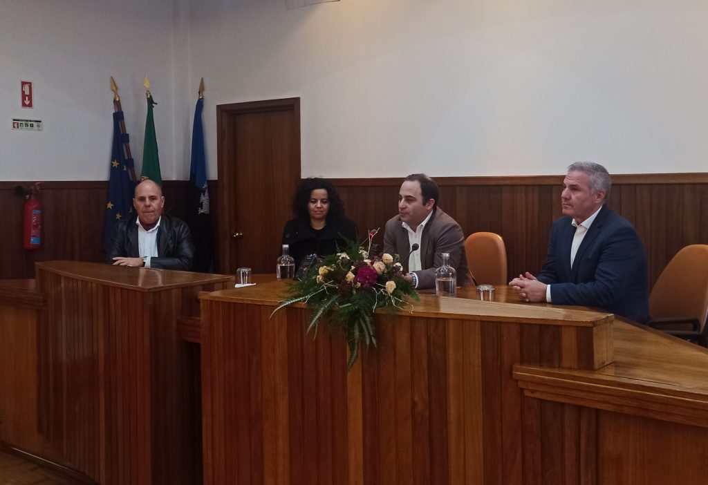  Oliveira de Frades: Começam esta segunda-feira as aulas na Universidade Sénior - Jornal do Centro