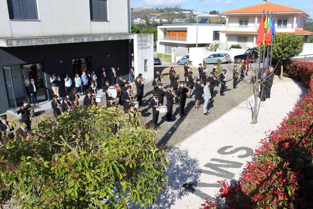  Banda de Vouzela apresenta livro dos 150 anos - Jornal do Centro