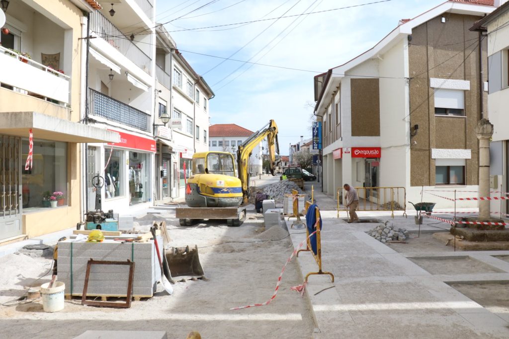  Mortágua: falta de materiais atrasa obras e condiciona trânsito - Jornal do Centro