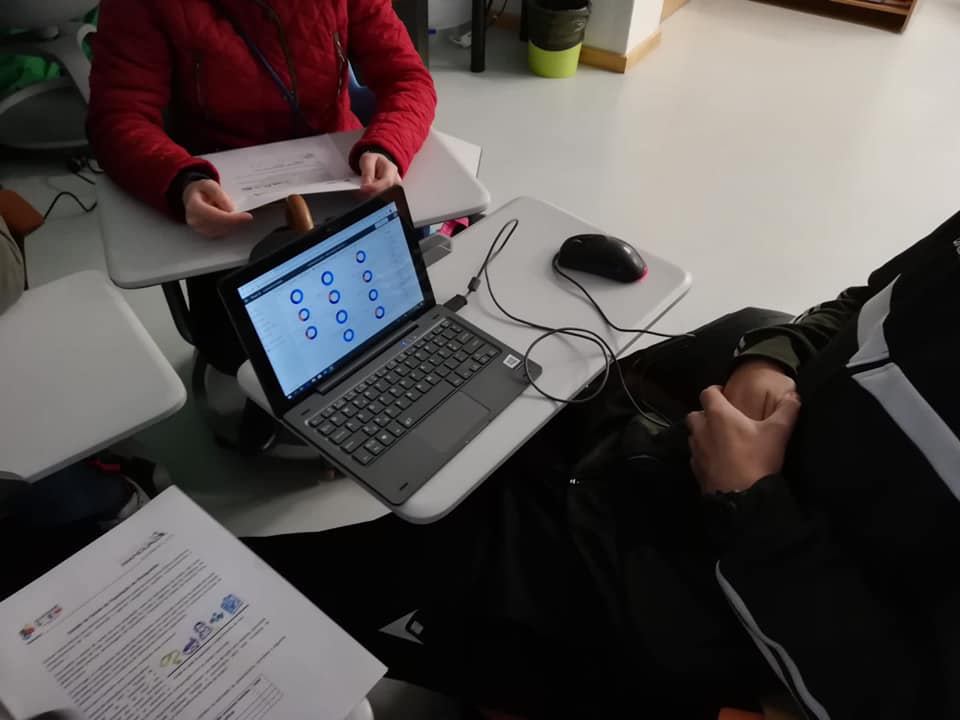  Os projetos e as práticas da Academi@ STEM em livro - Jornal do Centro