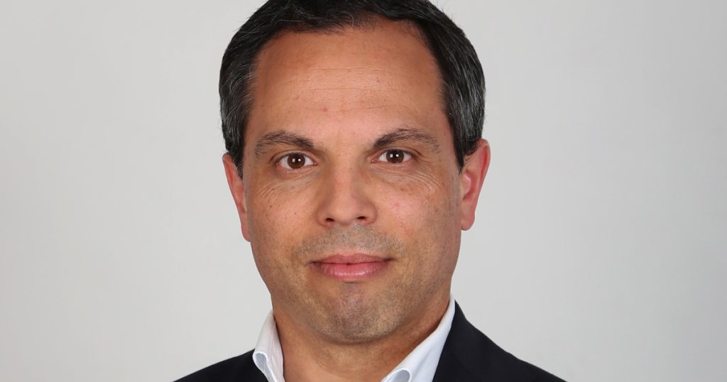  Romeu Sequeira reeleito presidente do PS Lamego - Jornal do Centro